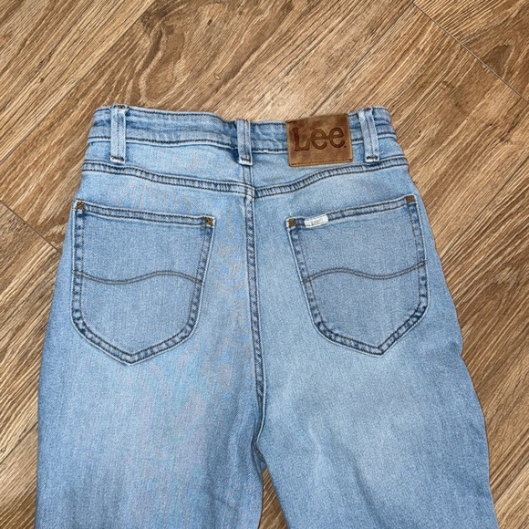 Lee Light Blue High-Rise Flare Jeans 25 - Picture 9 of 15